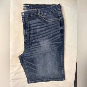 Levi signature Gold Shorts